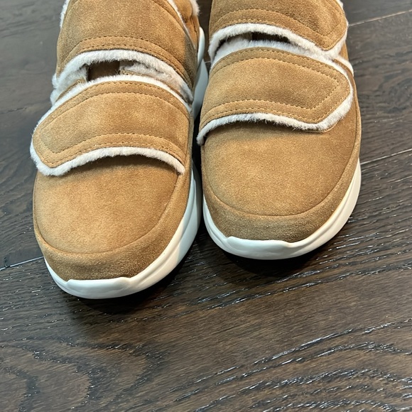 EUC - Ugg Ashby - Chestnut Ugg Velcro Sneaker Size 9.5 - Picture 4 of 8